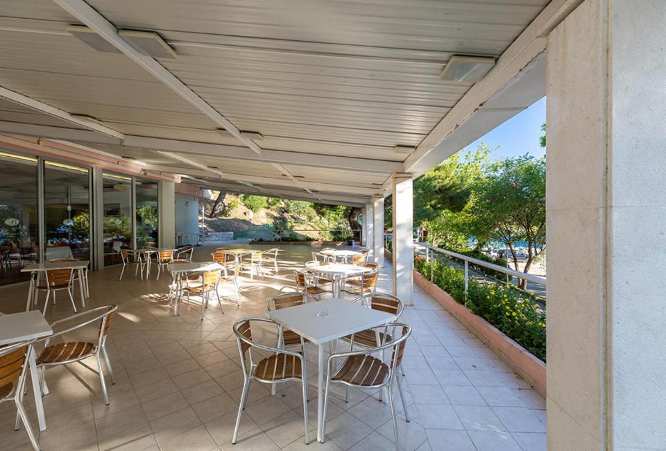 Tourist Settlement Brzet Hotel Omis Bagian luar foto